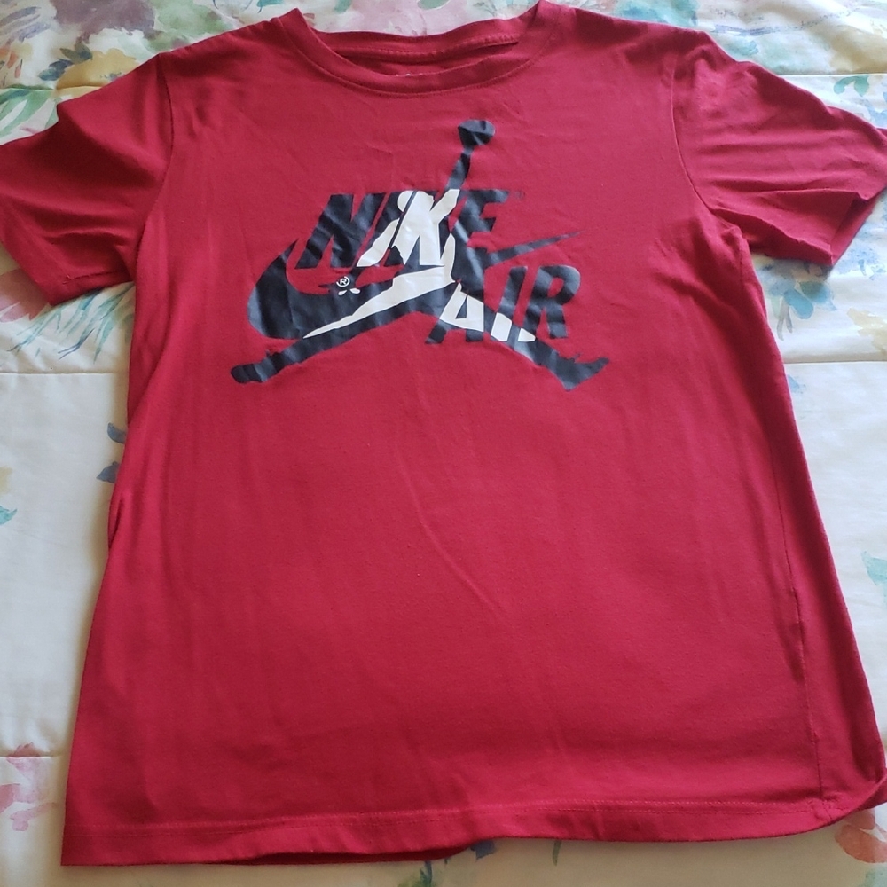 Boys Youth L Nike Red Air Graphic Tee